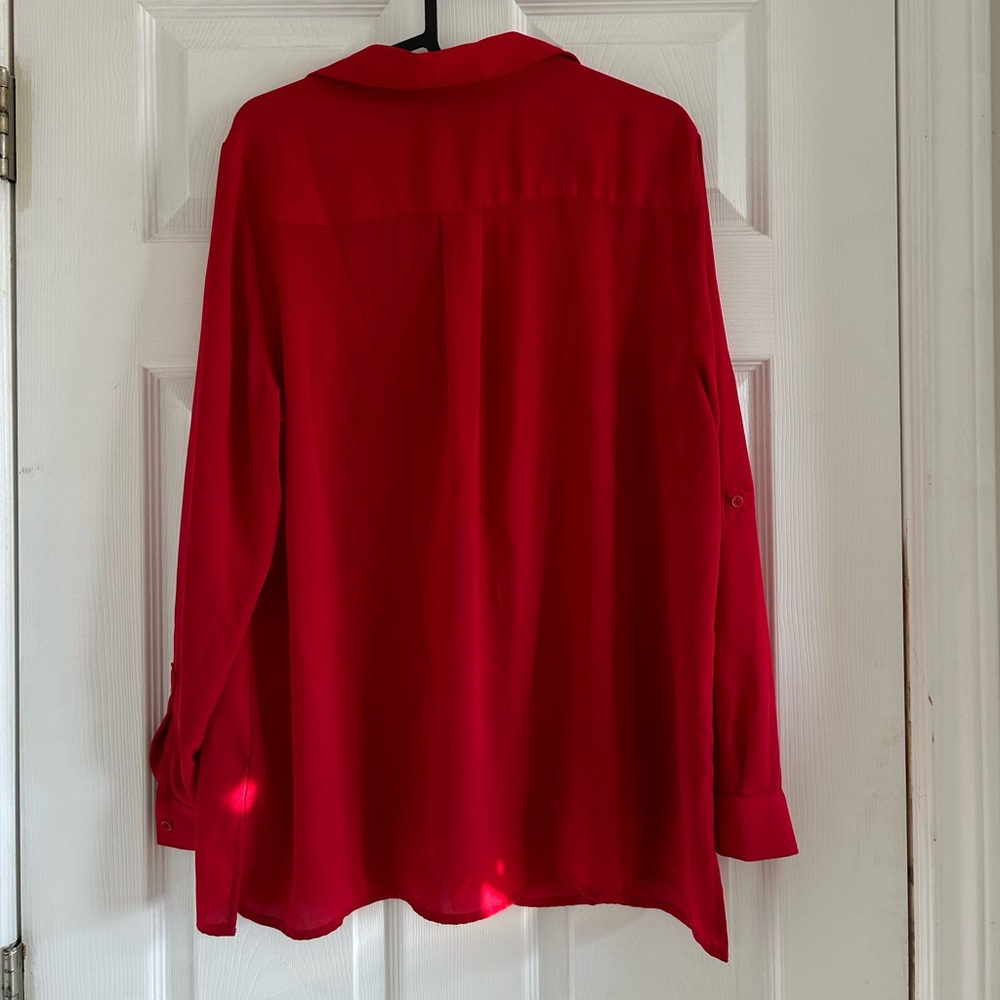 Le Chateau Button Up - Picture 2 of 5